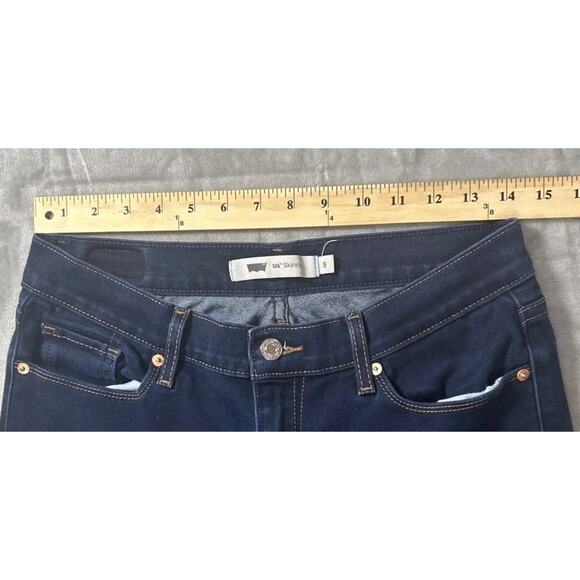 Levi’s Jeans 524 Skinny Leg Women’s Size 9 Dark Wash 29 x 32 - Picture 4 of 9